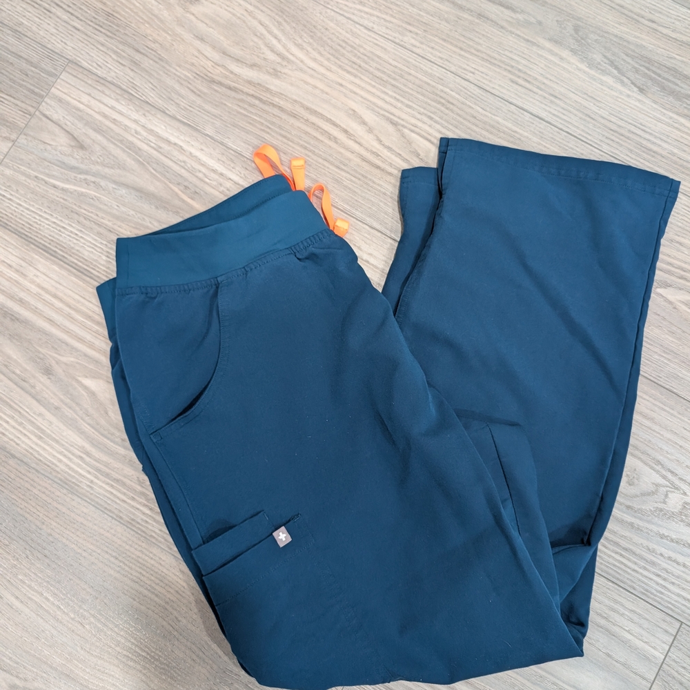 Figs Women's Pants Dark harbor